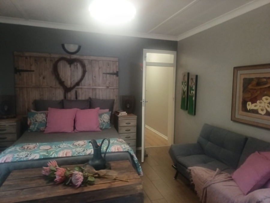 3 Bedroom Property for Sale in Beaconsfield Northern Cape